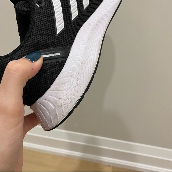 Adidas | Black Sneaker Running Shoes 🖤 - Picture 10 of 10